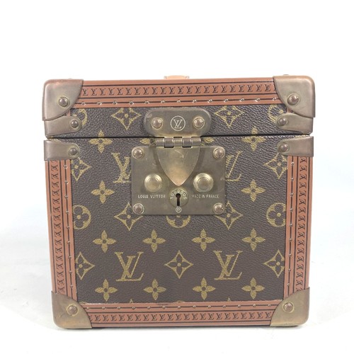 Louis vuitton m21828 monogram - vuitton,